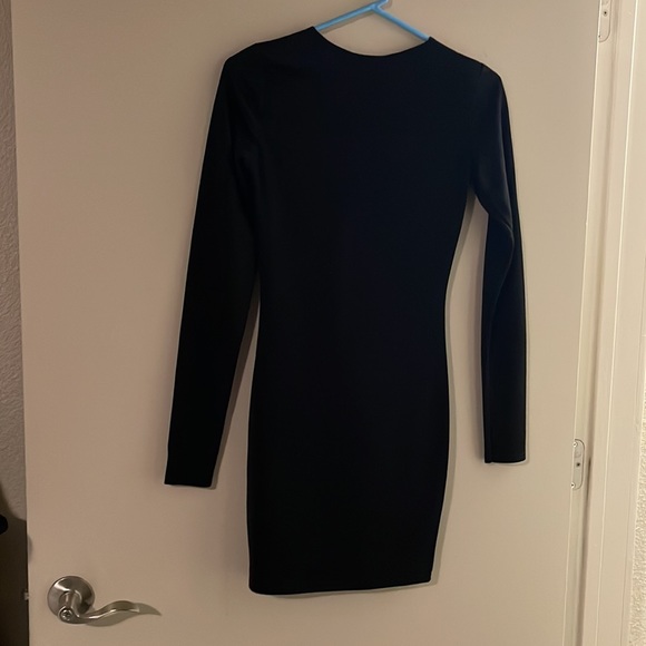 Pretty little thing dress ! - Picture 2 of 3